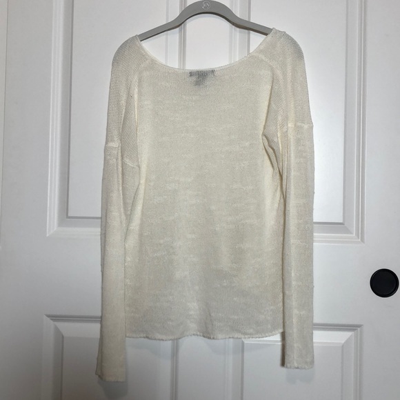 F21 Knit Scoop Neck Sweater Size Medium - Picture 2 of 3